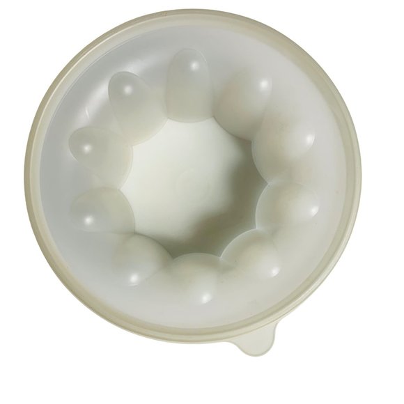 VTG Tupperware Jello Ring Mint Green Jell-O Mold With Lid 9" Party Cater Holiday - Picture 7 of 10